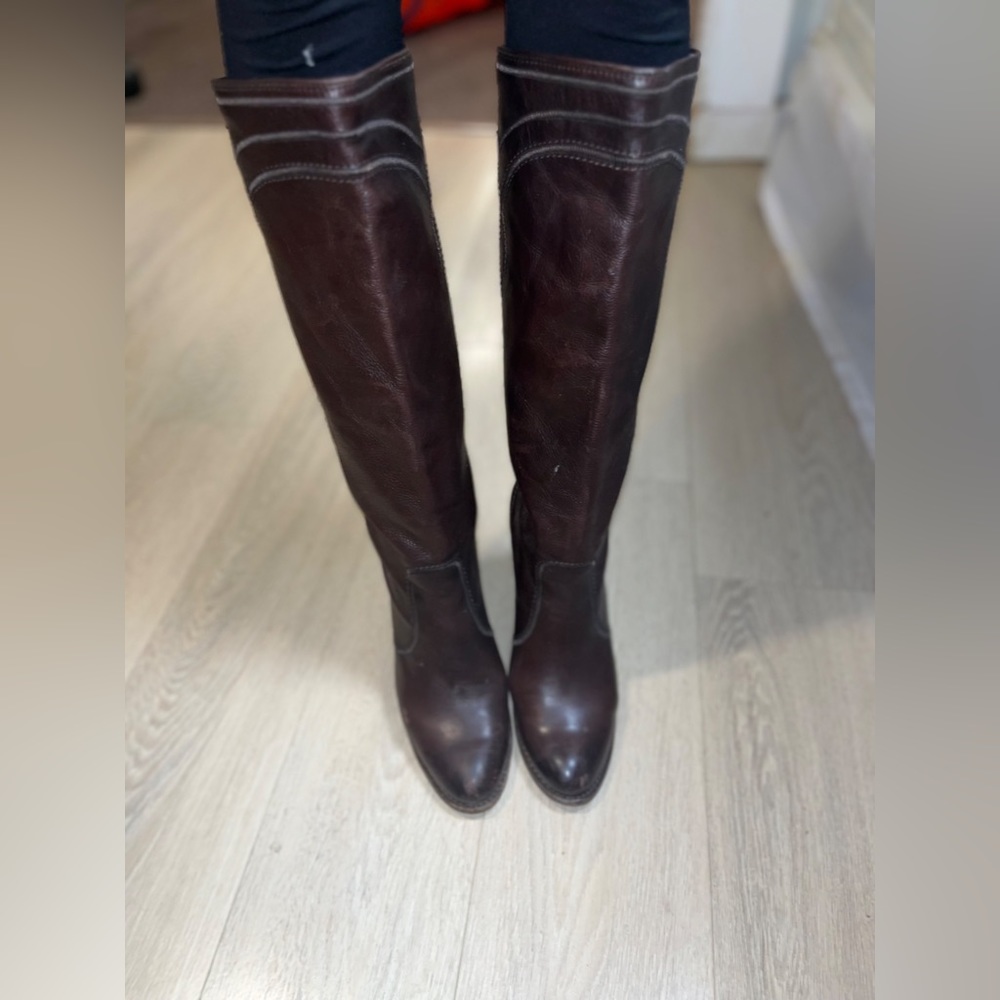 Frye brown pull on boots